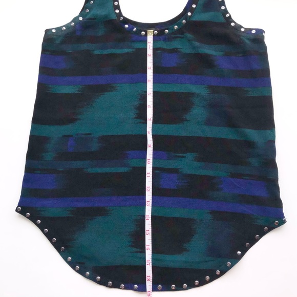 5/$20 Sleeveless XS blouse, business casual top - Picture 6 of 8